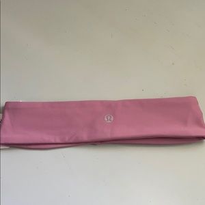 Lululemon Fly Away Tamer Headband